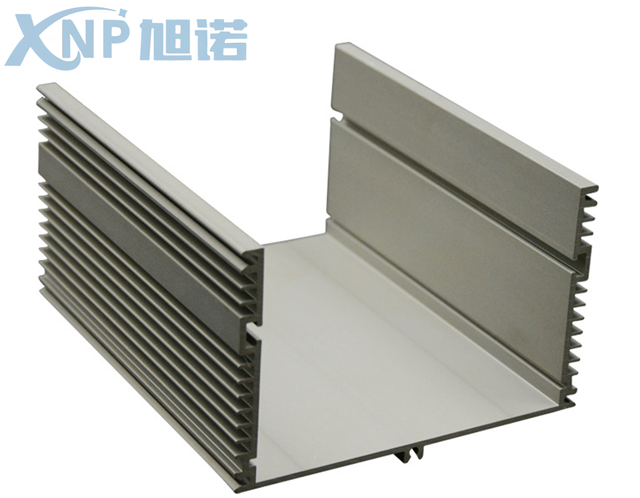 鋁型材開模定制的優(yōu)點可按需定制，加工精度高.png